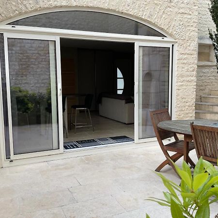 Val-de-Mercy Logis Du Faubourg Petite Maison De Charme, Tranquille, Calme Et Lumineuse מראה חיצוני תמונה