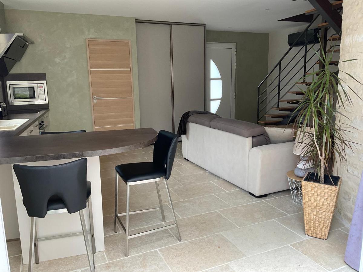 Val-de-Mercy Logis Du Faubourg Petite Maison De Charme, Tranquille, Calme Et Lumineuse מראה חיצוני תמונה
