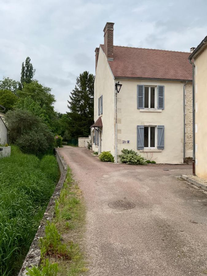 Val-de-Mercy Logis Du Faubourg Petite Maison De Charme, Tranquille, Calme Et Lumineuse מראה חיצוני תמונה